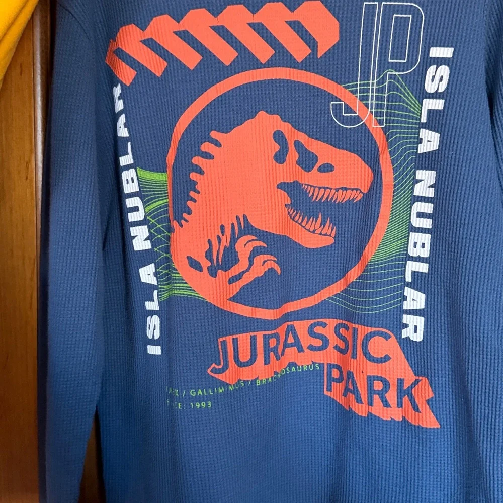 NWT Gap yellow, Like New Old Navy Halloween & Jurassic Park long sleeve shirts S
